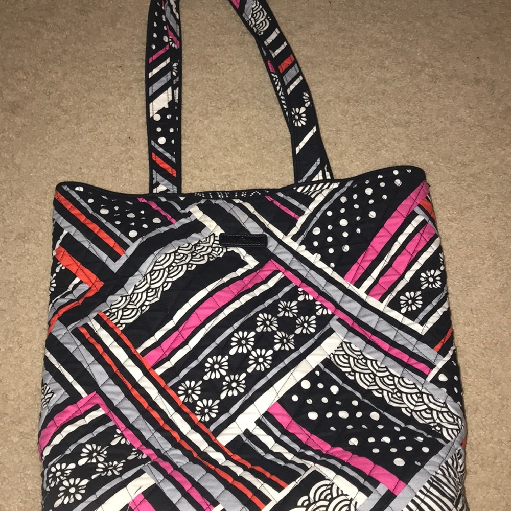 VERA BRADLEY TOTE